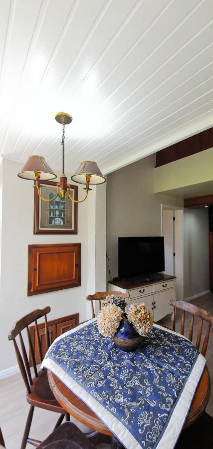 Duplex Floresta Negra - Sua Base Perfeita Em Gramado! Otima Localizacao Lagonegro 500M - 02 Quartos E 02 Banheiros Para Familia Em Condominio Fechad0, Cozinha Completa Com Garagem E Portaria 24H Екстер'єр фото